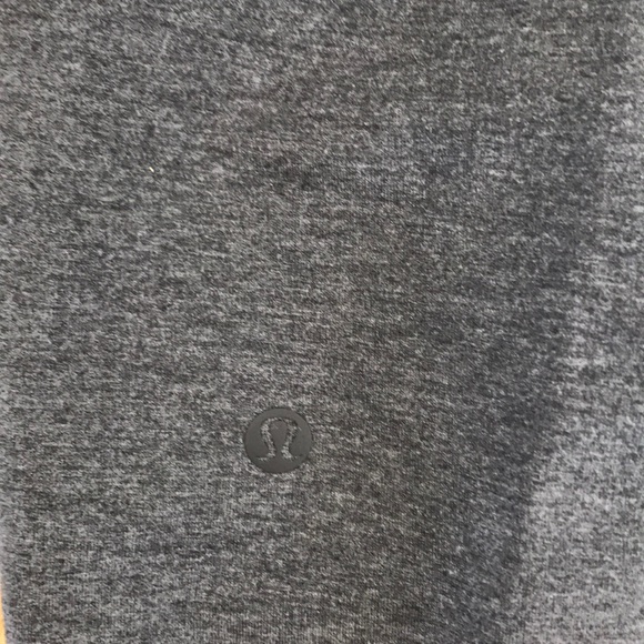 Lululemon tuck and gather pullover - Picture 5 of 5